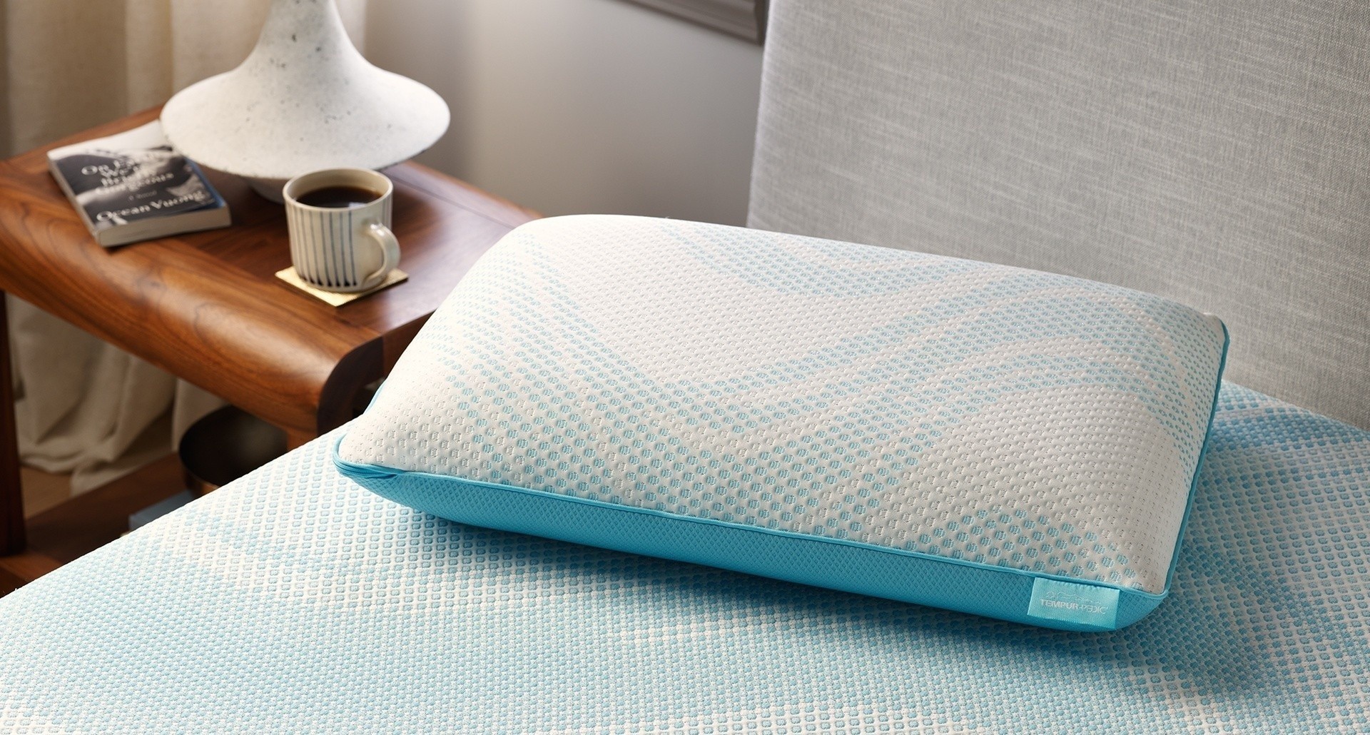 Breeze Pro Lo Pillow on a Breeze Mattress